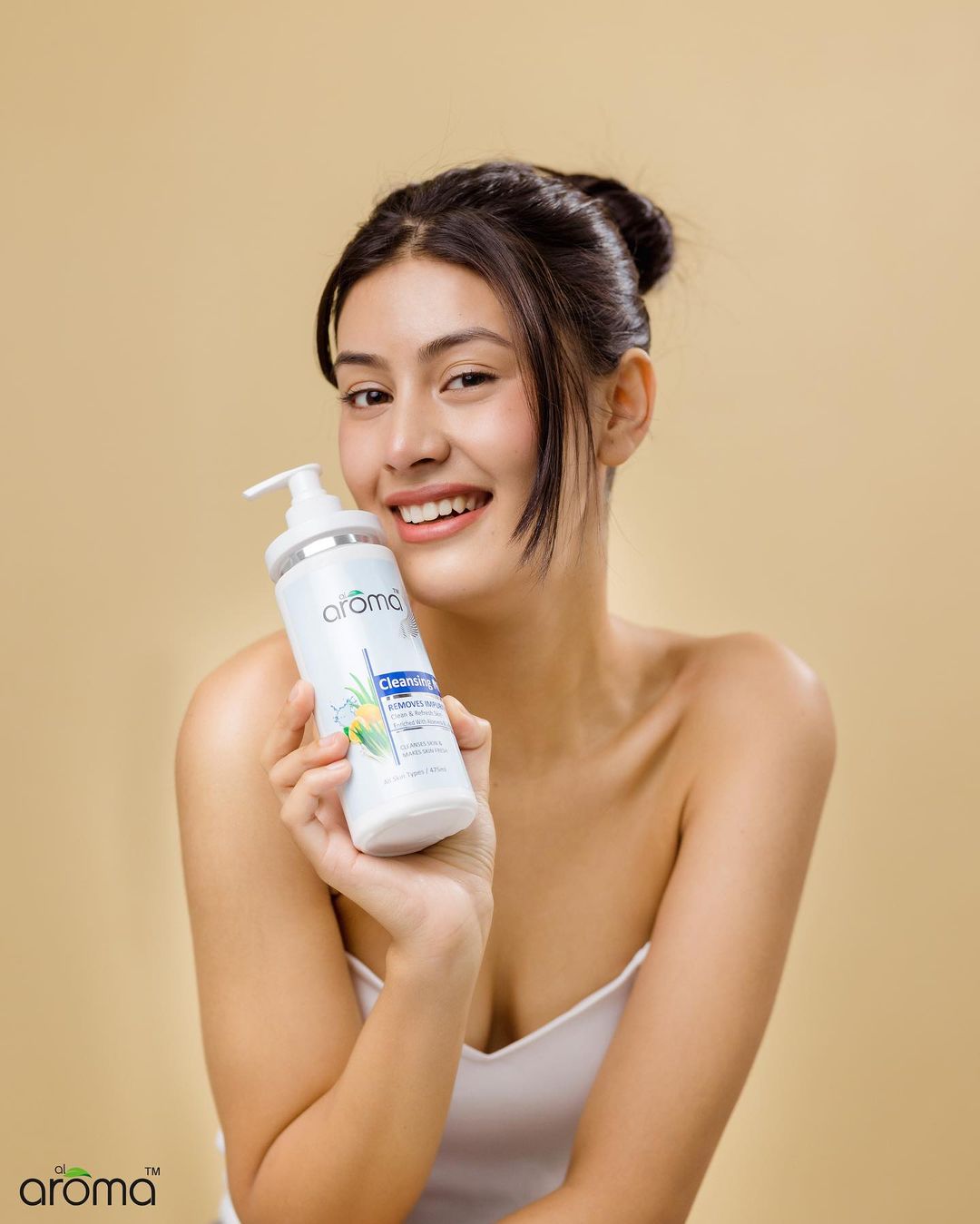 Cleansing Milk – Gentle Deep Cleanser with Aloe Vera & Vitamin E for Soft, Nourished Skin